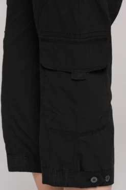Basic Skater-Shorts mit Beintaschen black | XL