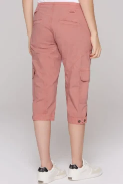 Basic Skater-Shorts mit Beintaschen beachy red