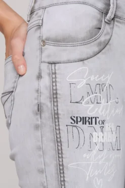 Capri Jeans CH:AR Comfort Fit light grey printed