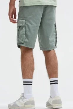 Cargo Shorts mit Wasch-Effekten dusty green