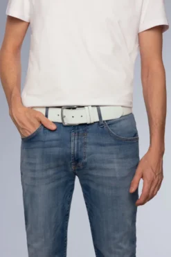 Gürtel mit Used-Optik white