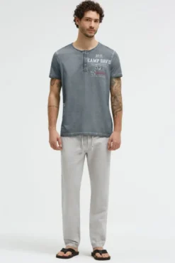 Henley-Shirt Oil Dyed mit Label Prints green shadow