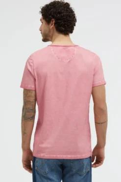 Henley-Shirt Oil Dyed mit Label Prints beachy red