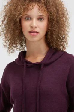 Hoodie aus Flauschstrick night plum