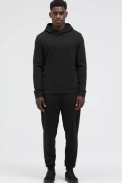 Hoodie mit Twill-Struktur und Stickerei black