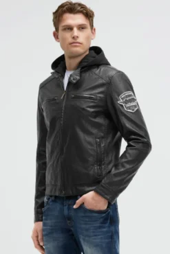 Jacke aus Kunstleder mit abknöpfbarer Sweatkapuze black / black