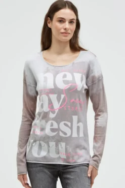 Pullover mit All Over Print und Schmucksteinen fresh grey