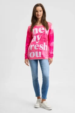 Pullover mit All Over Print und Schmucksteinen neon rose