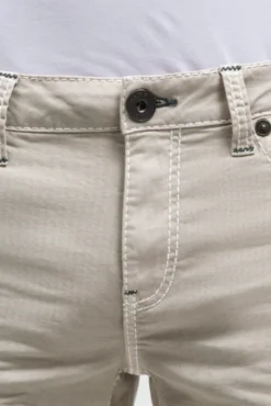 Skater Jeans FRA:NK Comfort Fit taupe