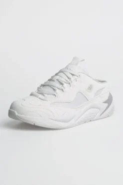 Slip On Sneaker im tonigen Materialmix white