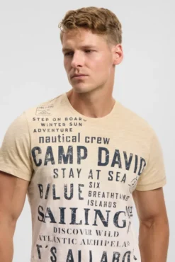 T-Shirt Dip Dye mit Wording Prints sea sand