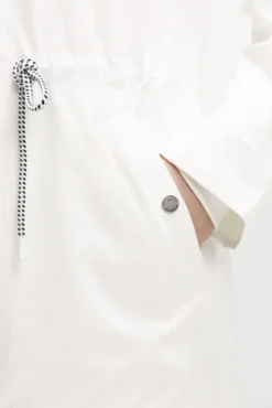 Wind- und Wetterjacke mit Kapuze ivory